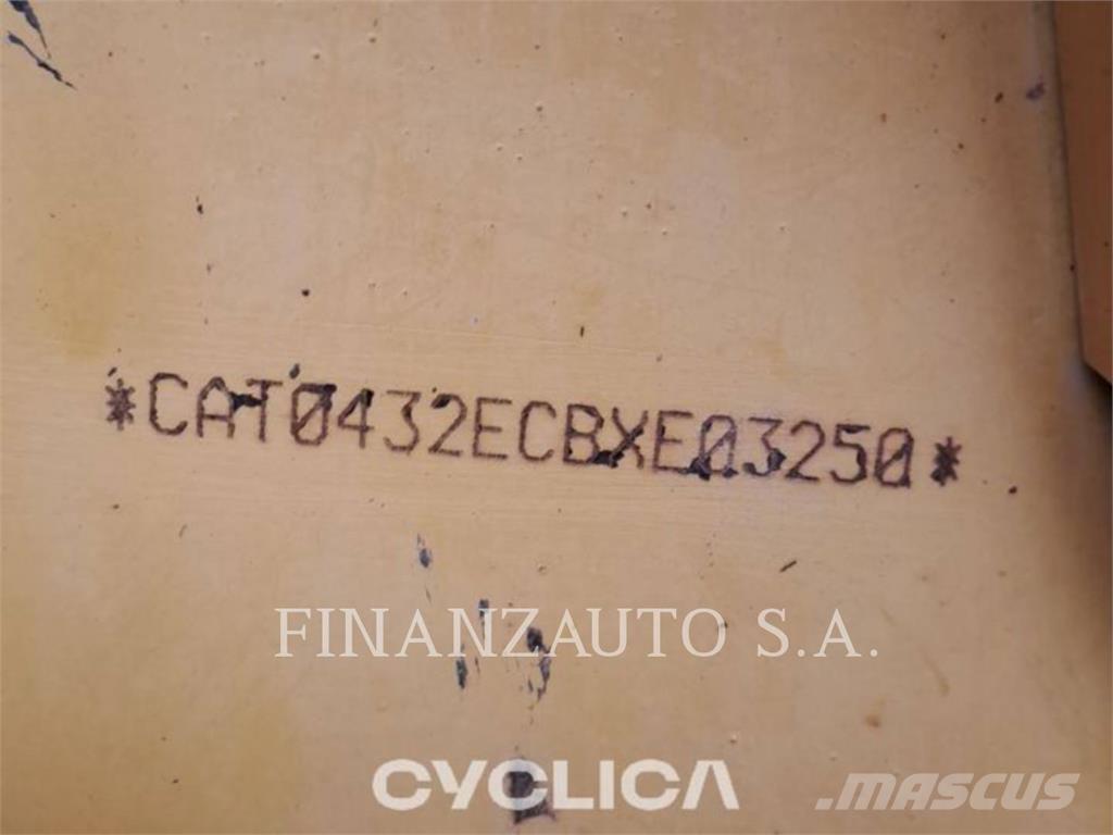 CAT 432F バックホーローダー