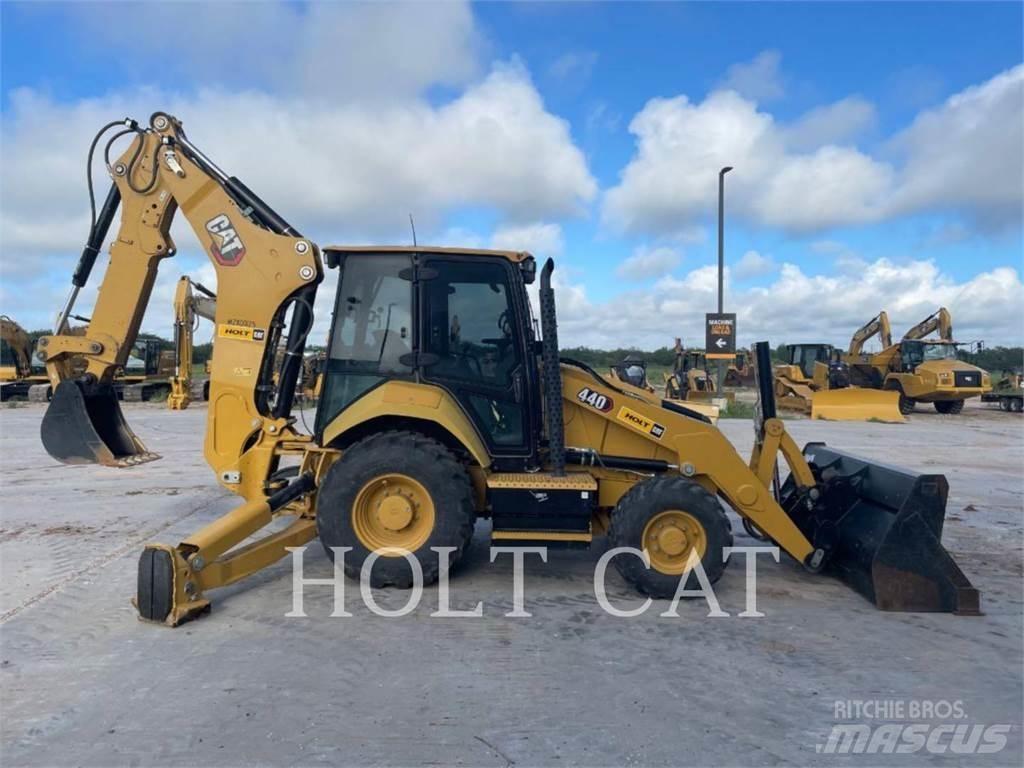 CAT 440 C4E バックホーローダー