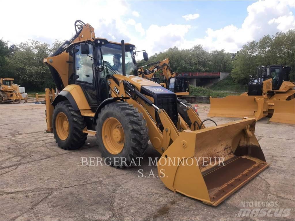 CAT 444 バックホーローダー