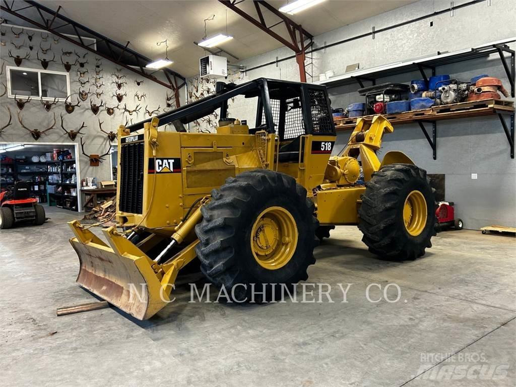 CAT 518 林業トラクター