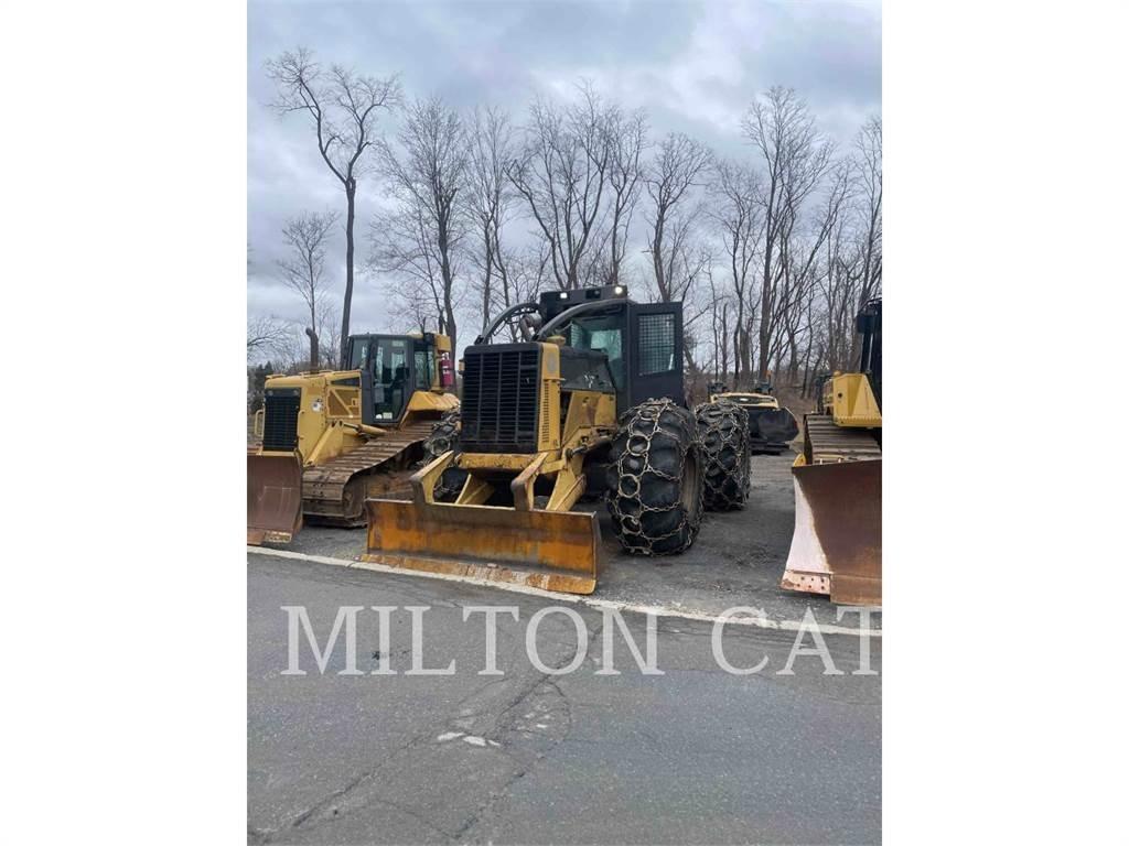 CAT 535C スキッダー