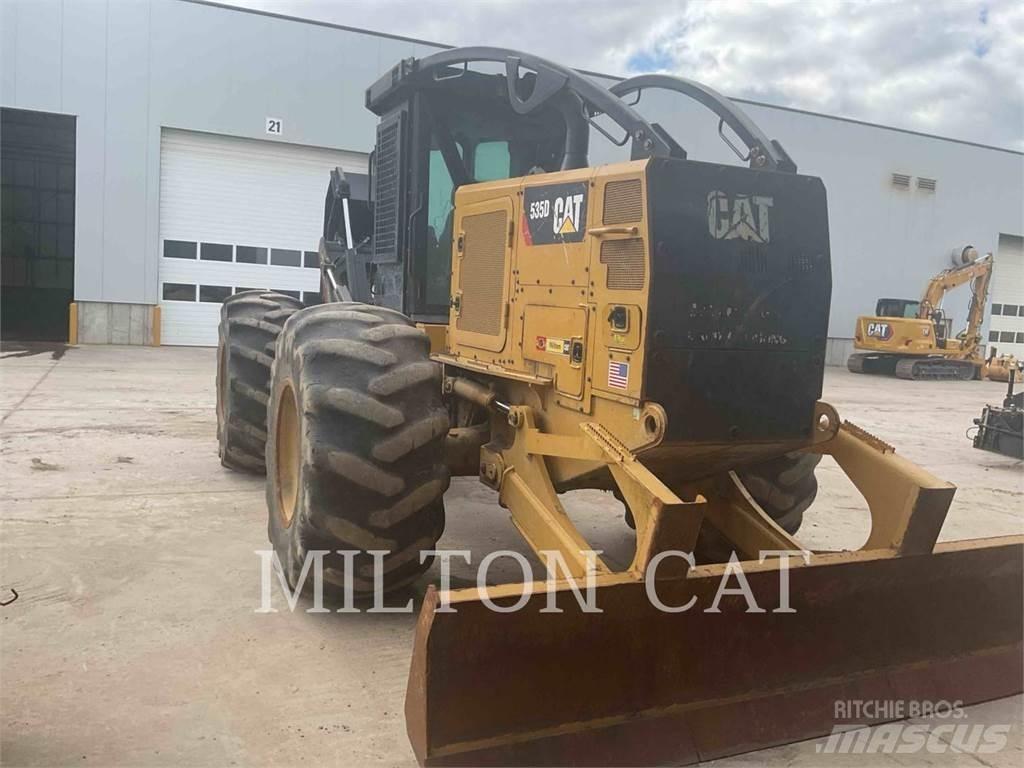CAT 535D スキッダー
