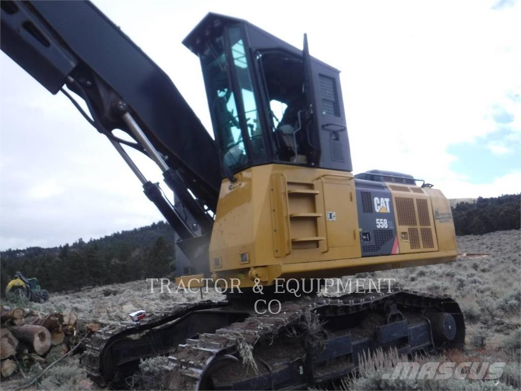 CAT 558FM LL 林業トラクター