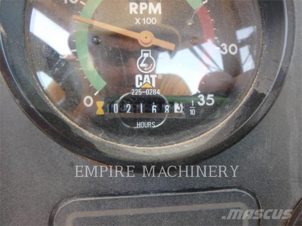 CAT 613C スクレイパー