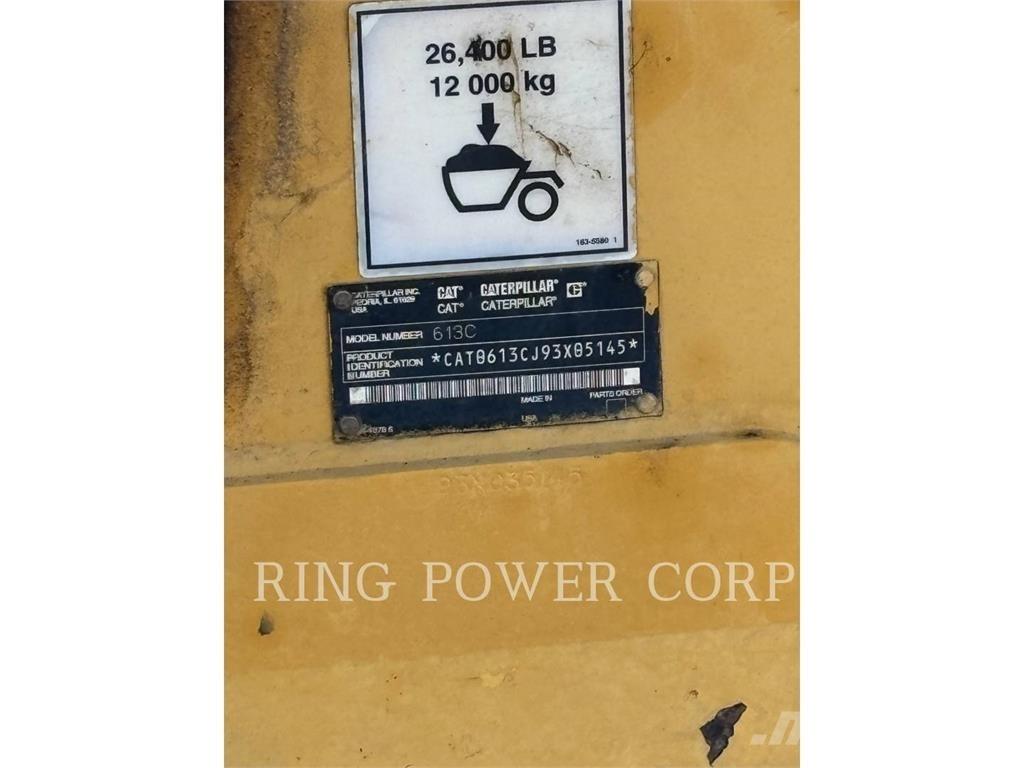 CAT 613C スクレイパー
