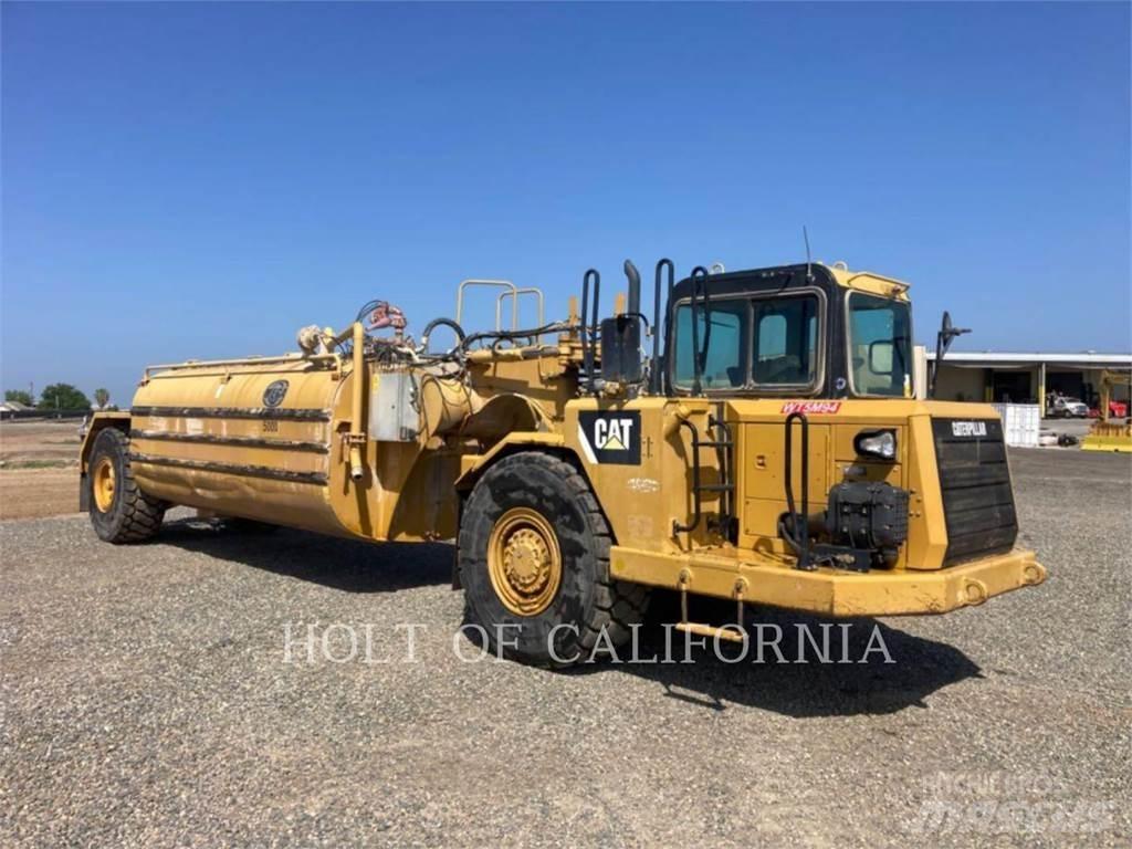 CAT 613G WT タンカートラック