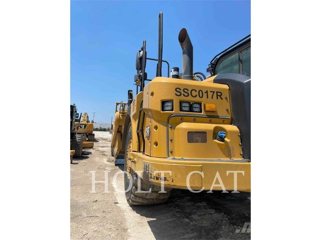CAT 621 スクレイパー