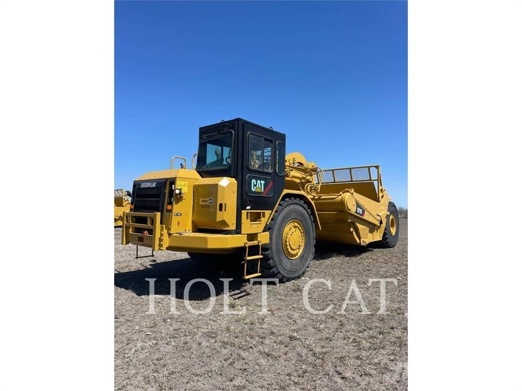 CAT 621G スクレイパー