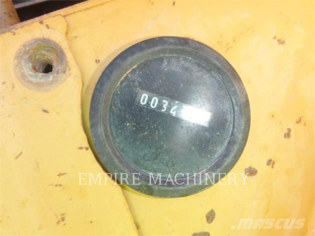 CAT 623E スクレイパー