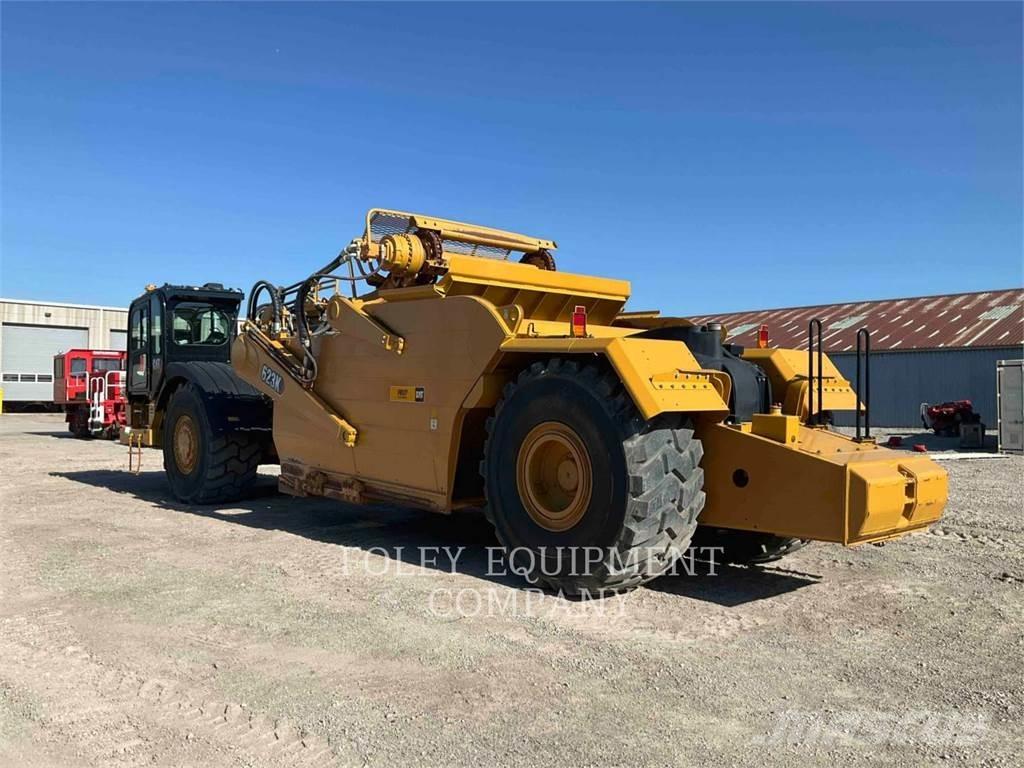 CAT 623K スクレイパー