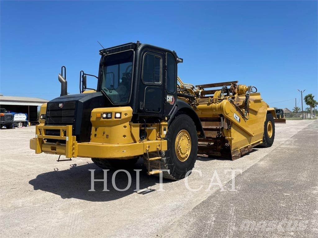 CAT 623K スクレイパー