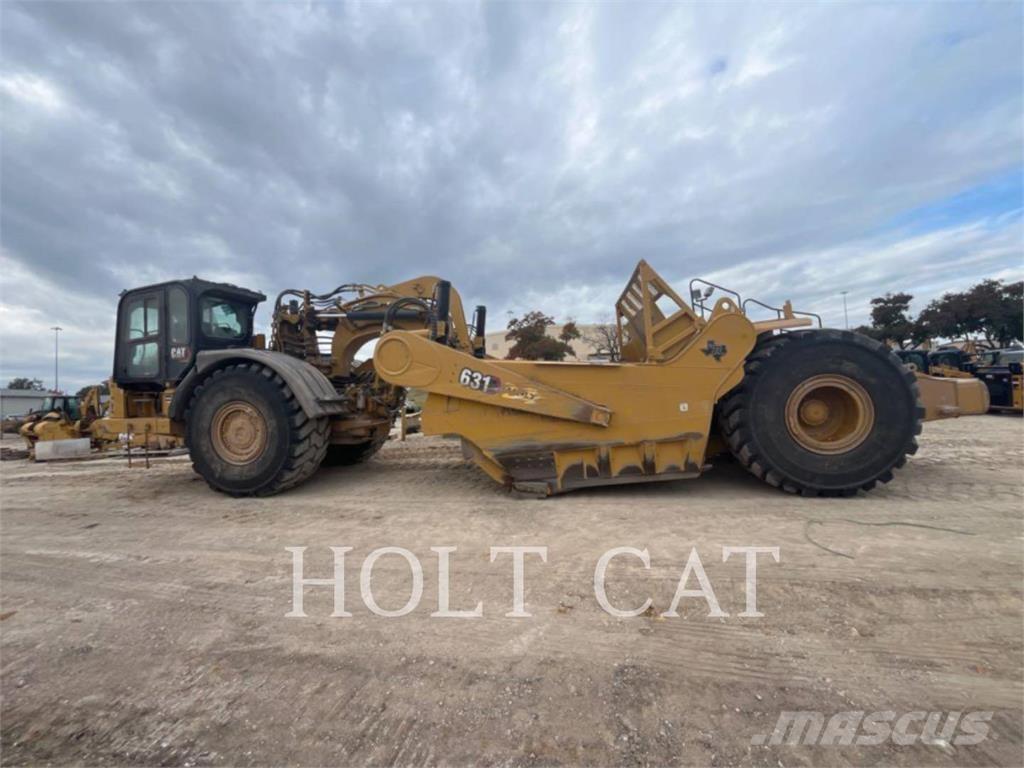 CAT 631 スクレイパー