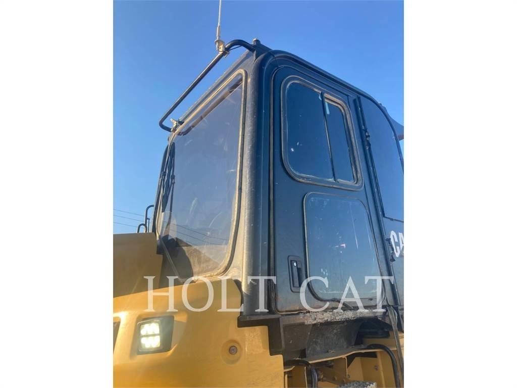 CAT 631K スクレイパー