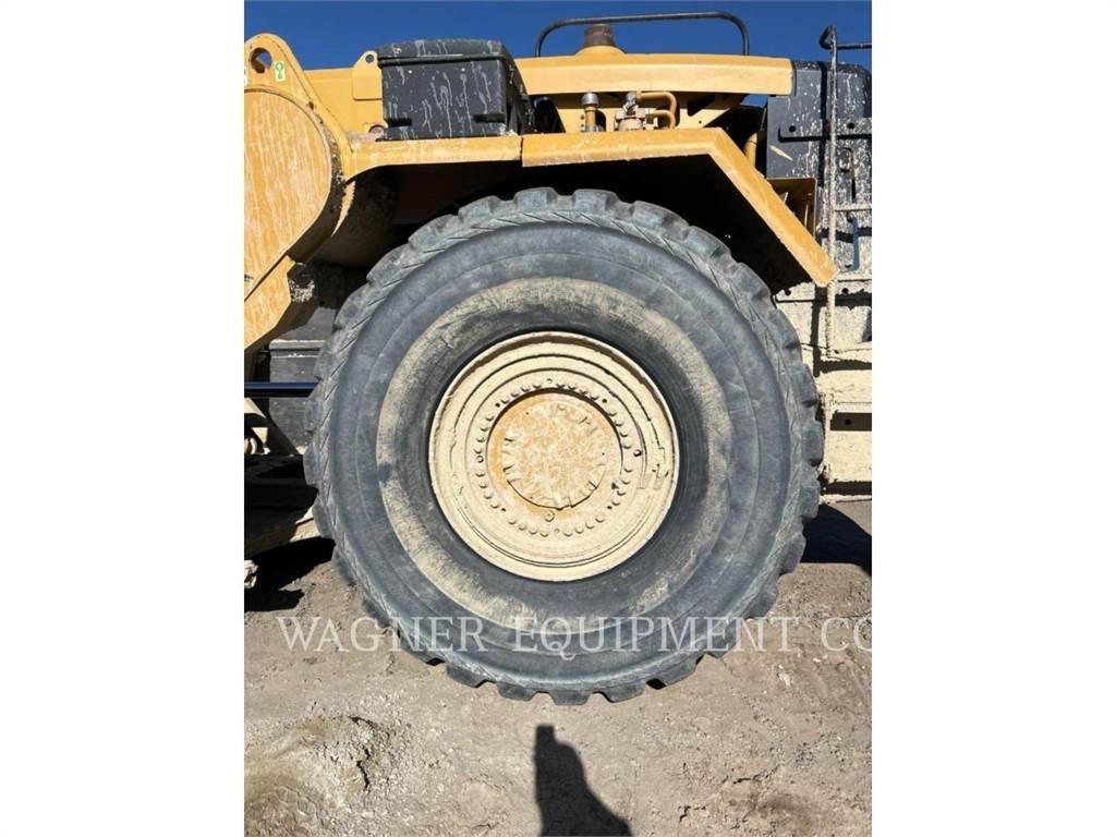 CAT 637K スクレイパー