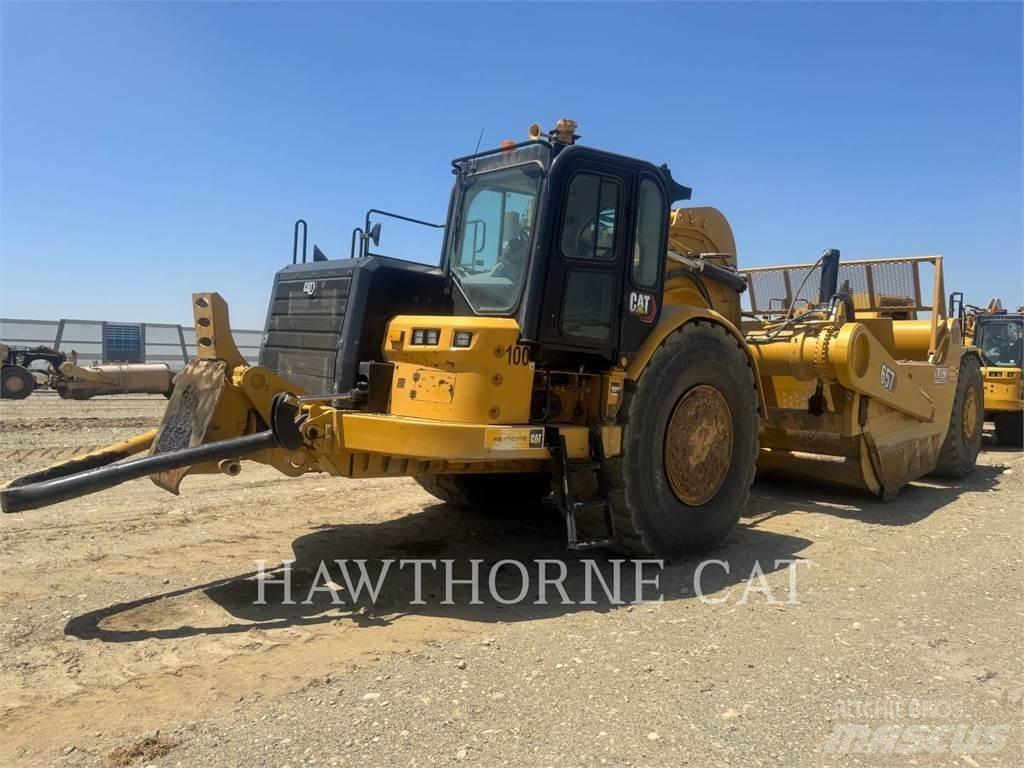 CAT 657 スクレイパー