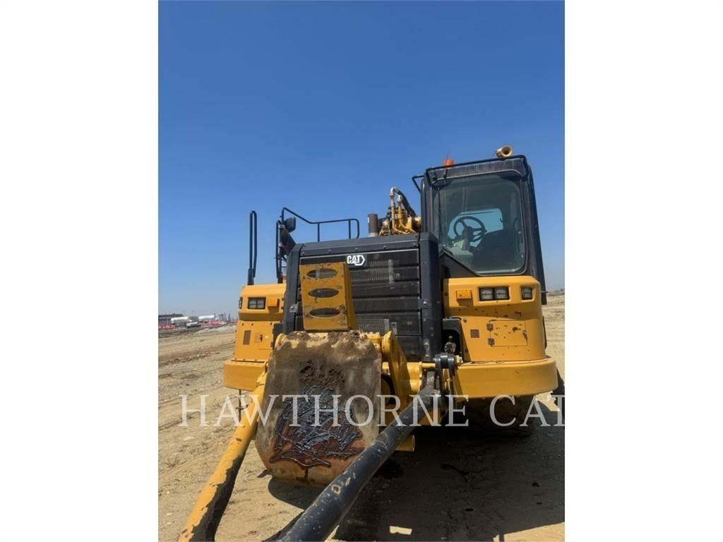 CAT 657 スクレイパー