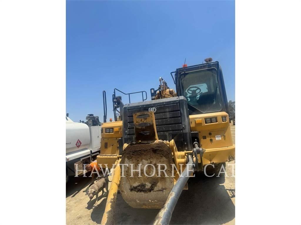 CAT 657 スクレイパー