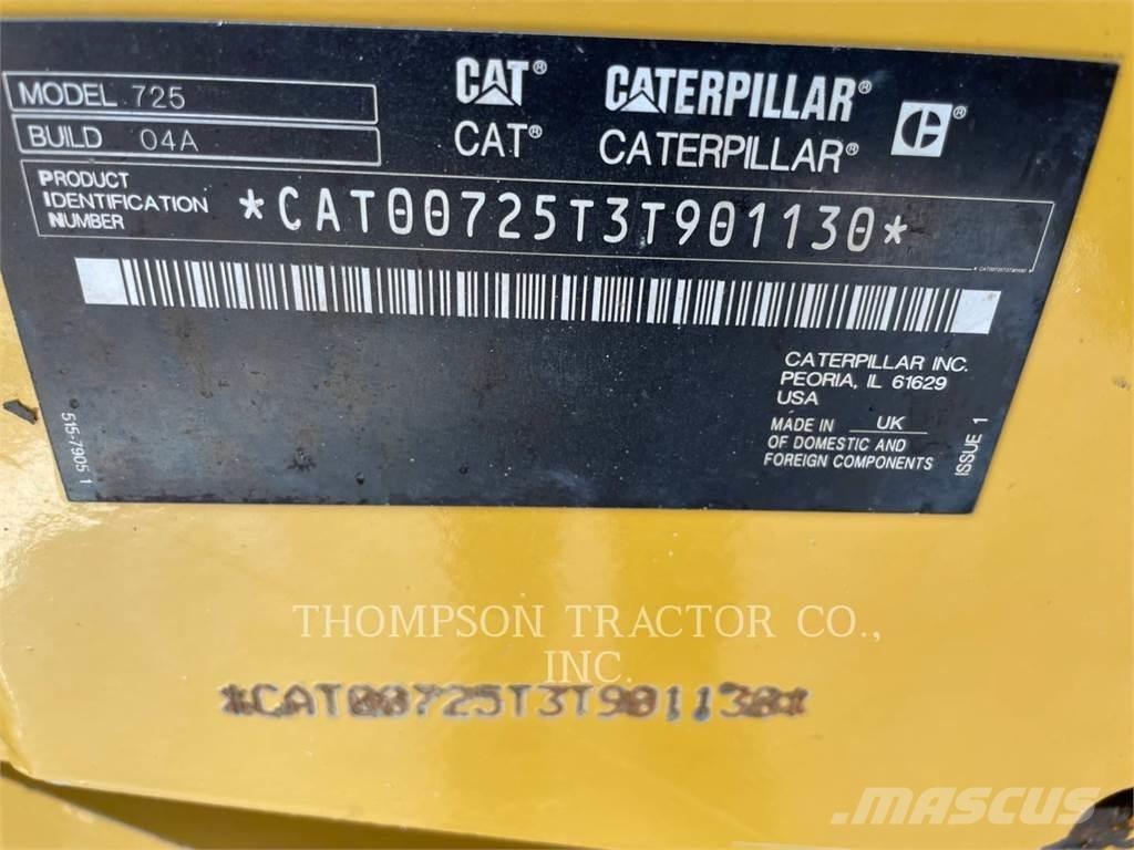 CAT 725 アーティキュレート式ダンプトラック