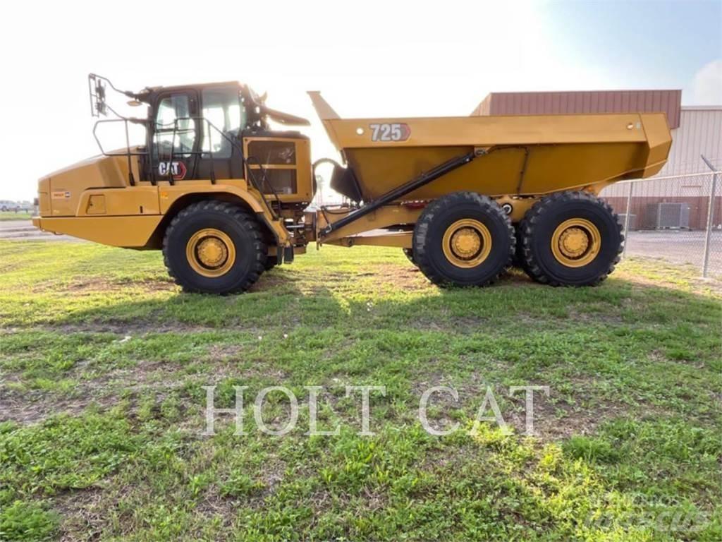 CAT 725 アーティキュレート式ダンプトラック