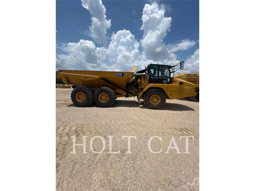 CAT 725 アーティキュレート式ダンプトラック