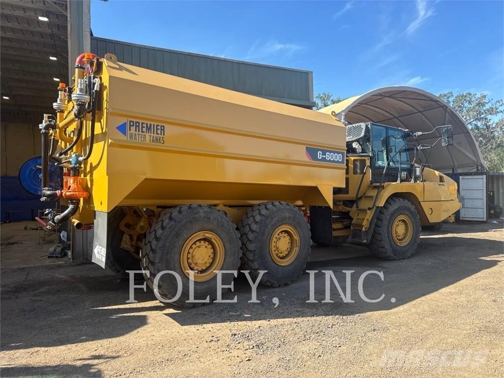 CAT 725-04 タンカートラック