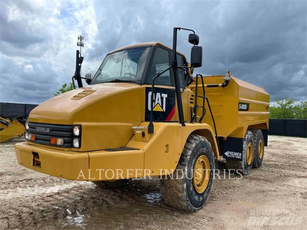 CAT 725 WT アーティキュレート式ダンプトラック