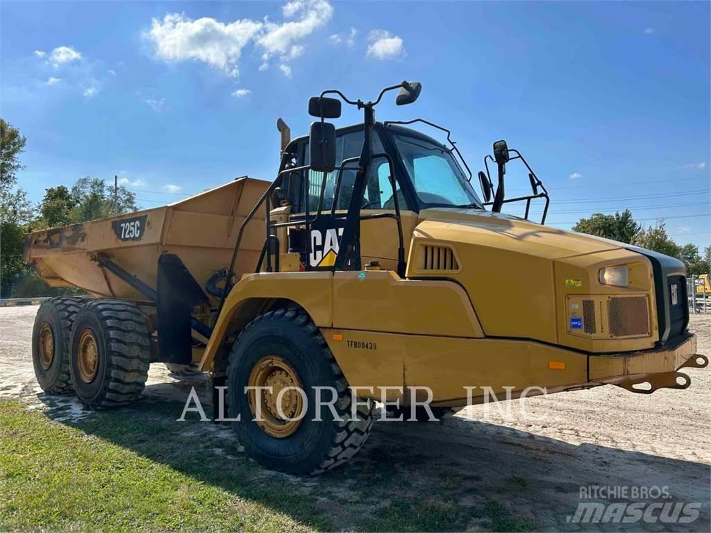 CAT 725C アーティキュレート式ダンプトラック