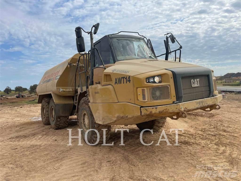 CAT 725C アーティキュレート式ダンプトラック