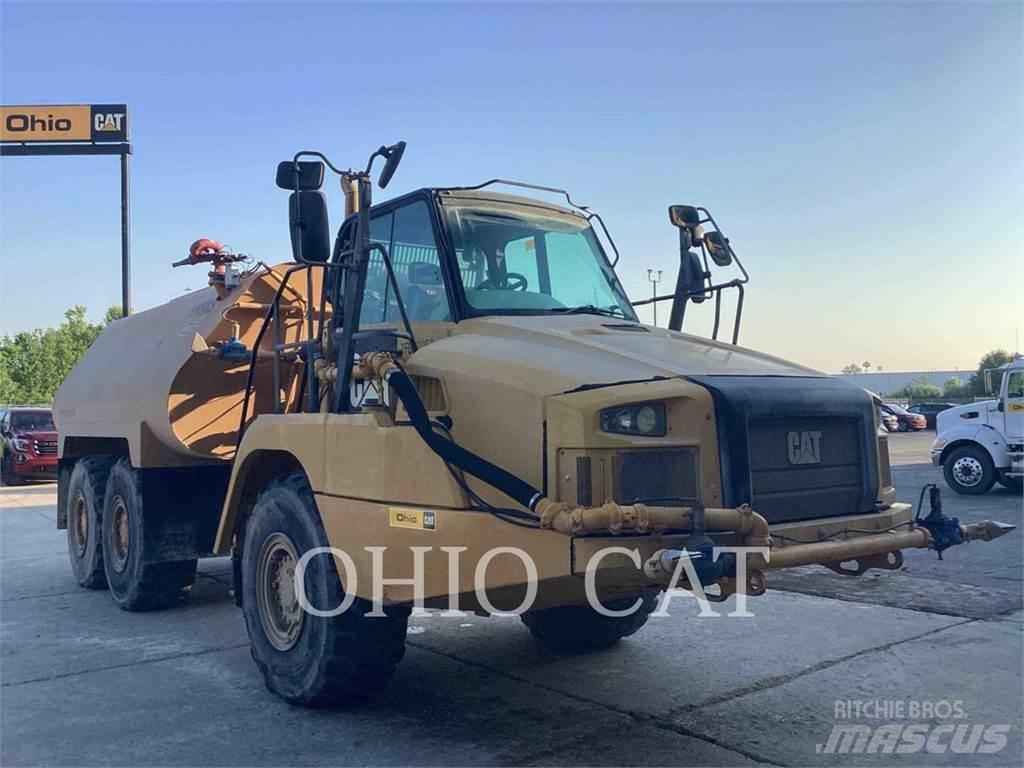 CAT 725C アーティキュレート式ダンプトラック