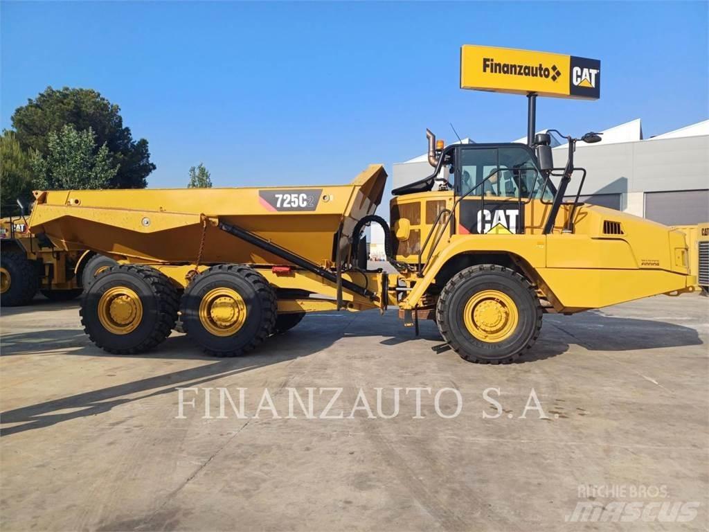 CAT 725C アーティキュレート式ダンプトラック