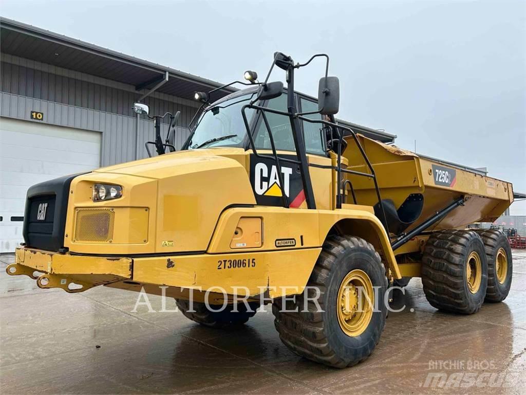 CAT 725C2 アーティキュレート式ダンプトラック