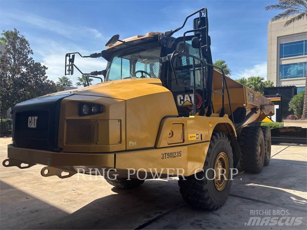 CAT 725TG アーティキュレート式ダンプトラック
