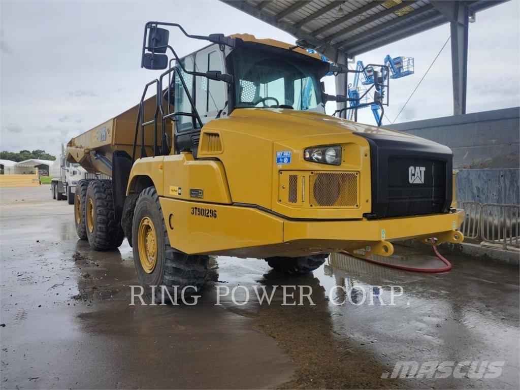 CAT 725TG アーティキュレート式ダンプトラック
