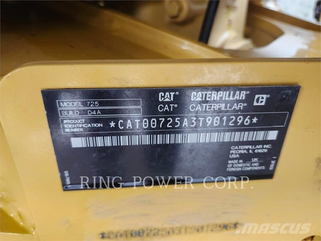 CAT 725TG アーティキュレート式ダンプトラック