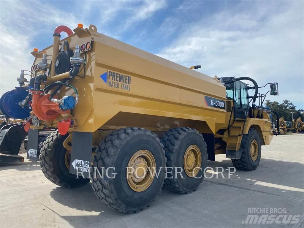 CAT 725WW タンカートラック