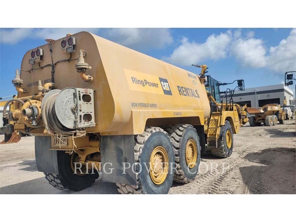 CAT 725WW タンカートラック