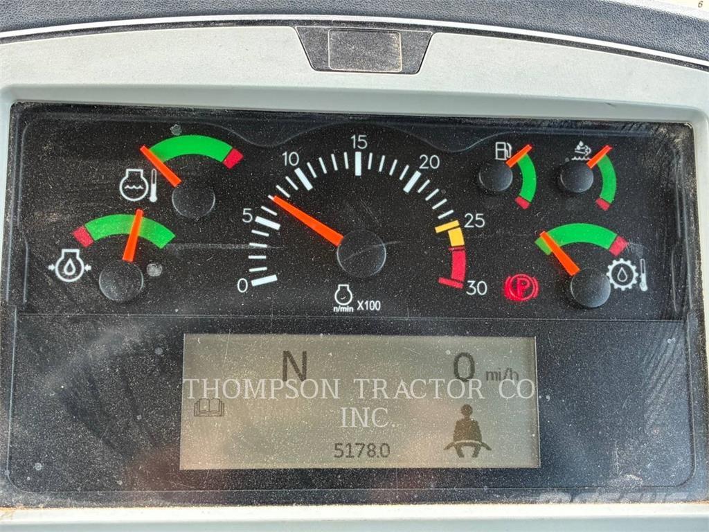 CAT 725WW アーティキュレート式ダンプトラック