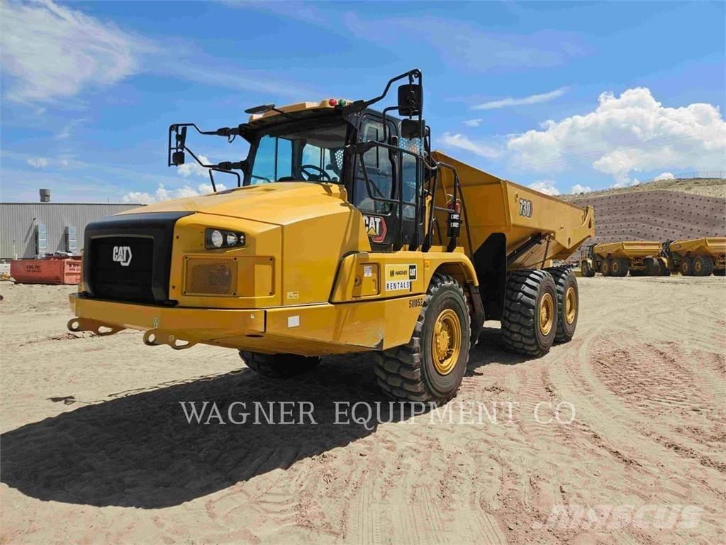 CAT 730 アーティキュレート式ダンプトラック