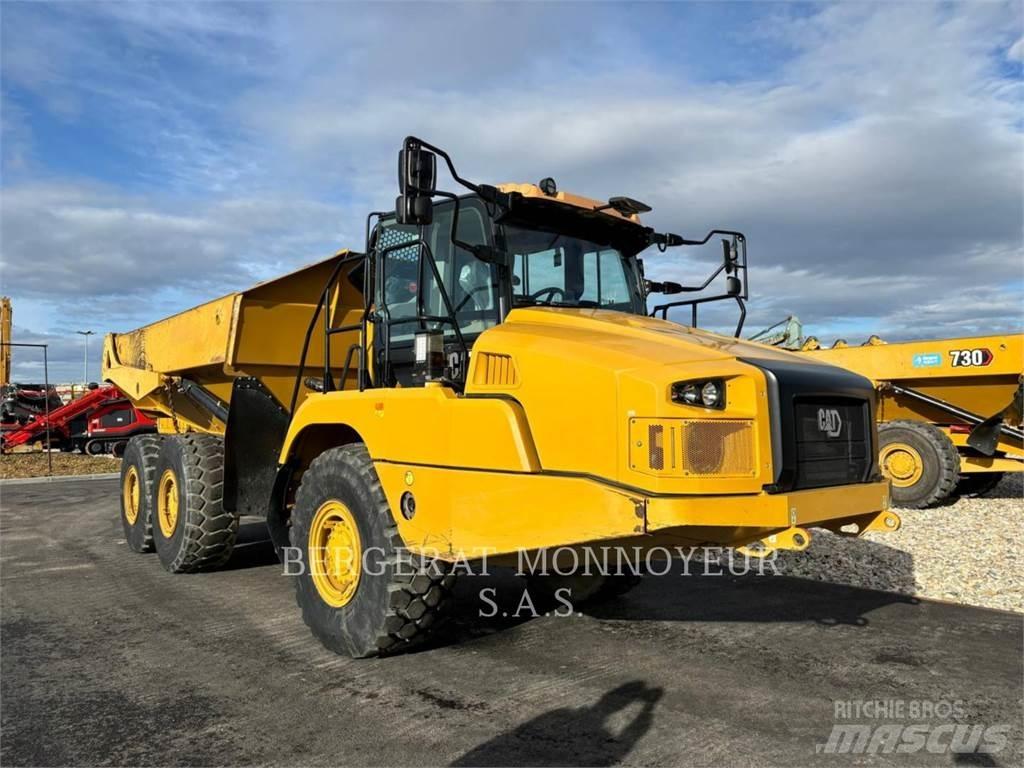 CAT 730 アーティキュレート式ダンプトラック