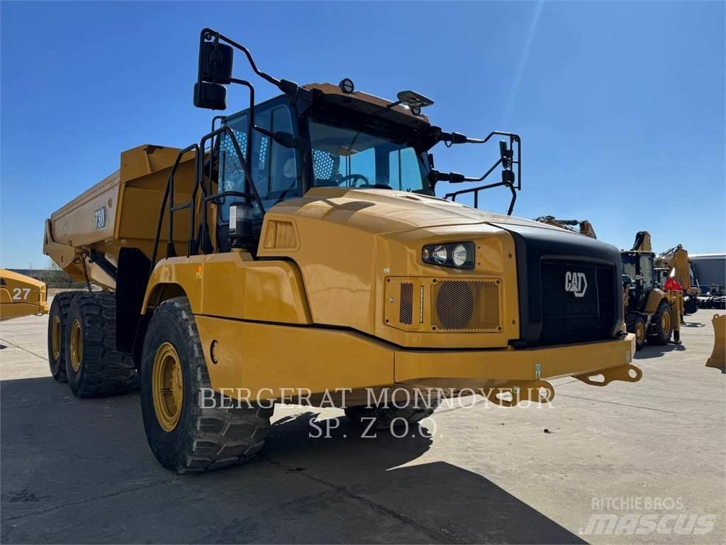 CAT 730 アーティキュレート式ダンプトラック