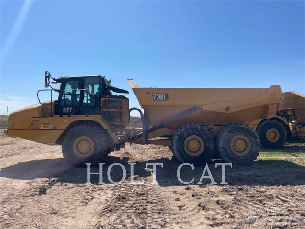 CAT 730 アーティキュレート式ダンプトラック