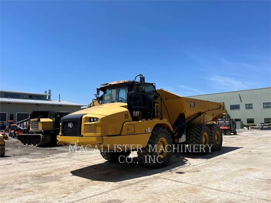 CAT 730 アーティキュレート式ダンプトラック
