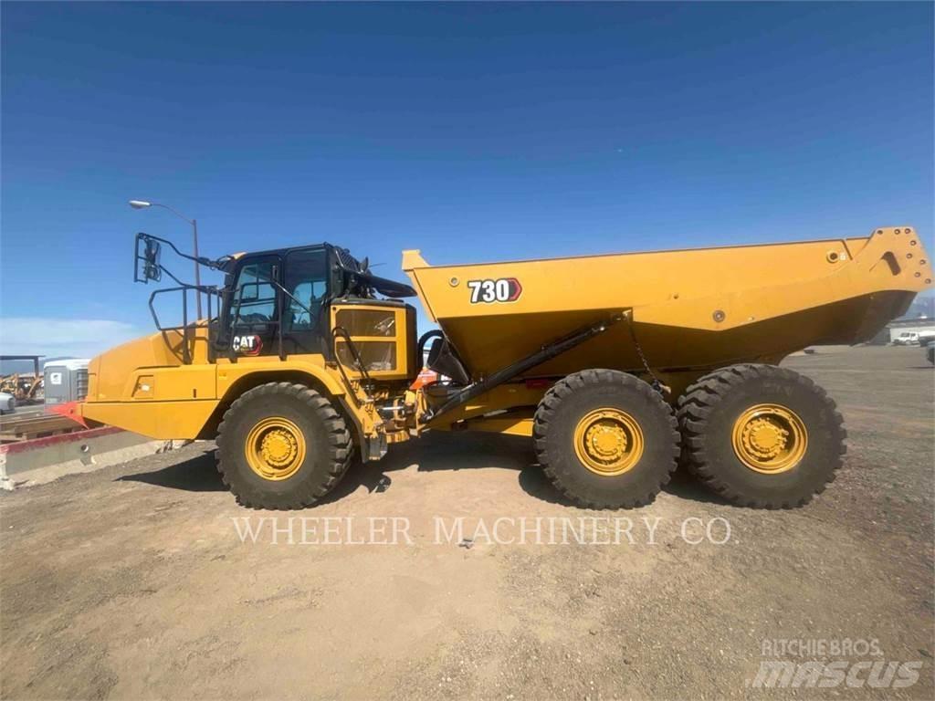 CAT 730 アーティキュレート式ダンプトラック
