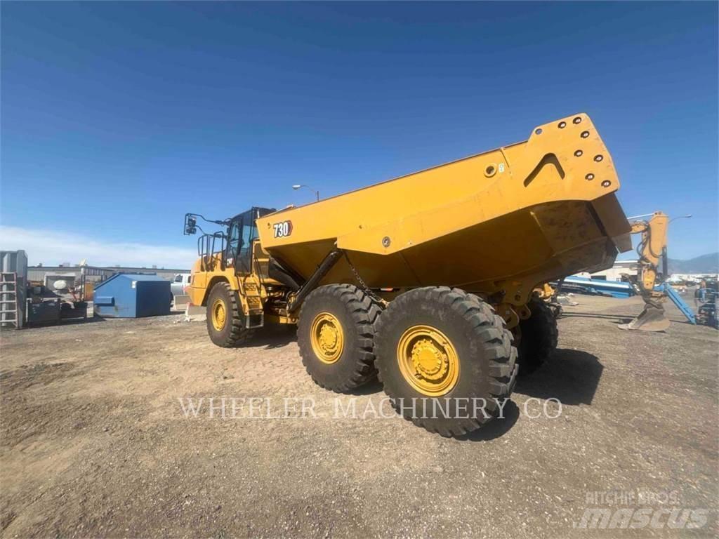 CAT 730 アーティキュレート式ダンプトラック