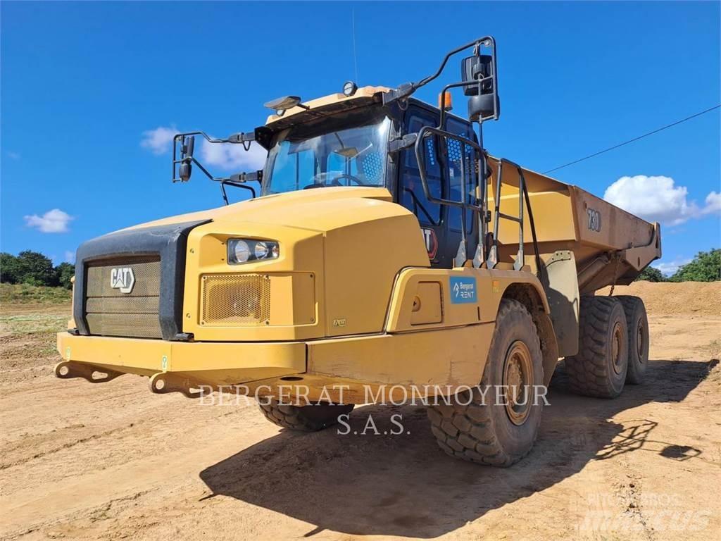 CAT 730 アーティキュレート式ダンプトラック