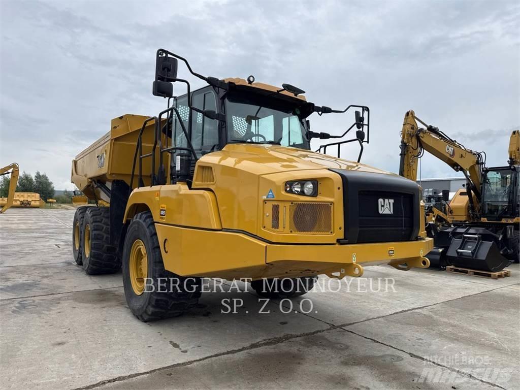 CAT 730 アーティキュレート式ダンプトラック