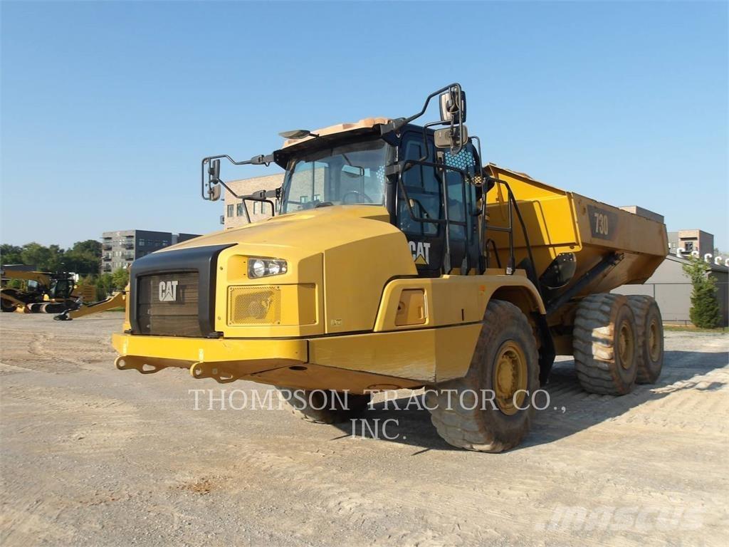 CAT 730 アーティキュレート式ダンプトラック