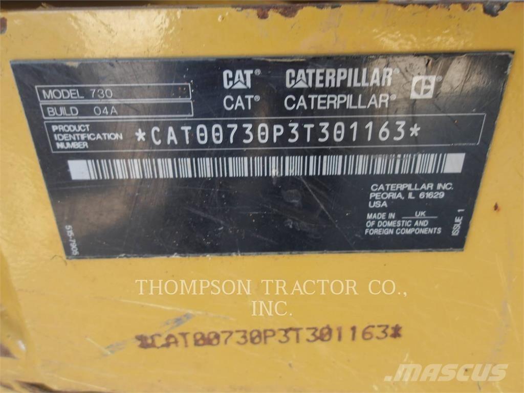 CAT 730 アーティキュレート式ダンプトラック