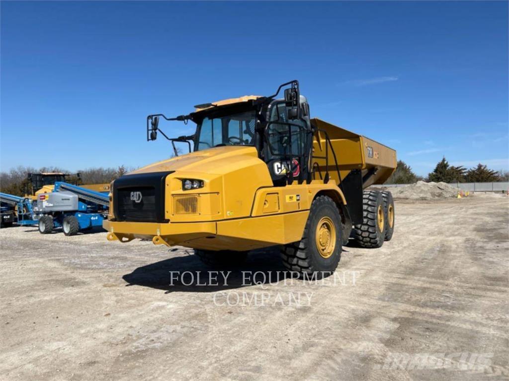 CAT 730-04 アーティキュレート式ダンプトラック