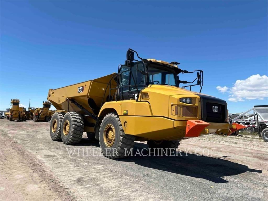 CAT 730 TG アーティキュレート式ダンプトラック